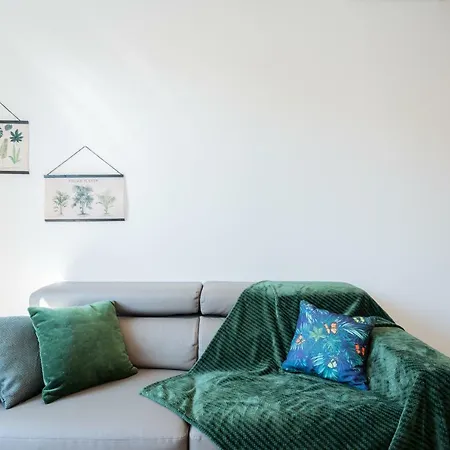Central & Modern Apartment By Rent All Como Exterior photo