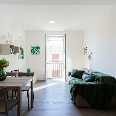 Central & Modern Apartment By Rent All Como Exterior photo